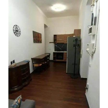 Le Rose Apartment Genoa